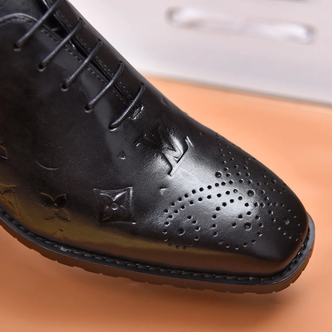 Men's shoes💰480📛📛【LOUIS VUITTON】(Quan Niu Li) Louis Vuitton 2023 official website synchronized new products👟Milan fashion catwalk style🇰🇾🇰🇾LV family logo, celebrity style, a must-have for fashionistas⚠️First layer calfskin➕cowhide lining➕Official website original version special outsole👞Number 38-44